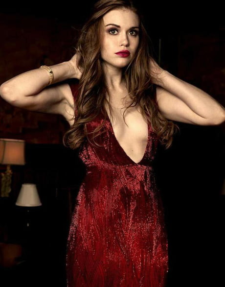 clair mcgregor recommends holland roden sexy pic