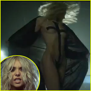 Taylor Momsen Nude model eve