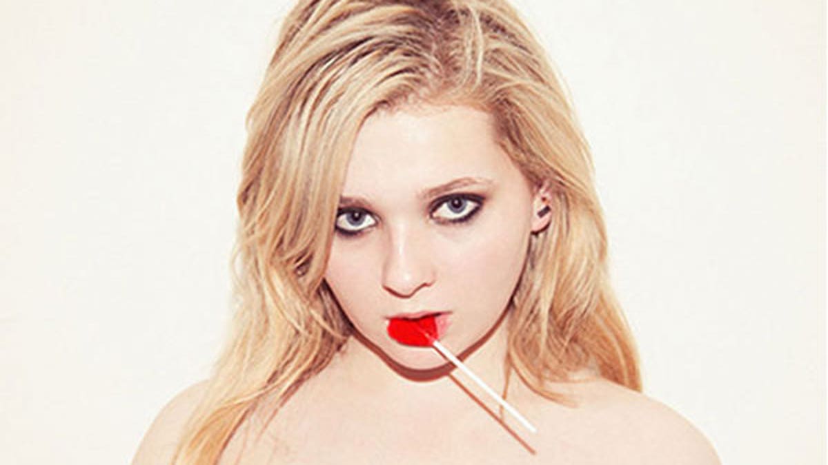 bader al homoud recommends Abigail Breslin Nude