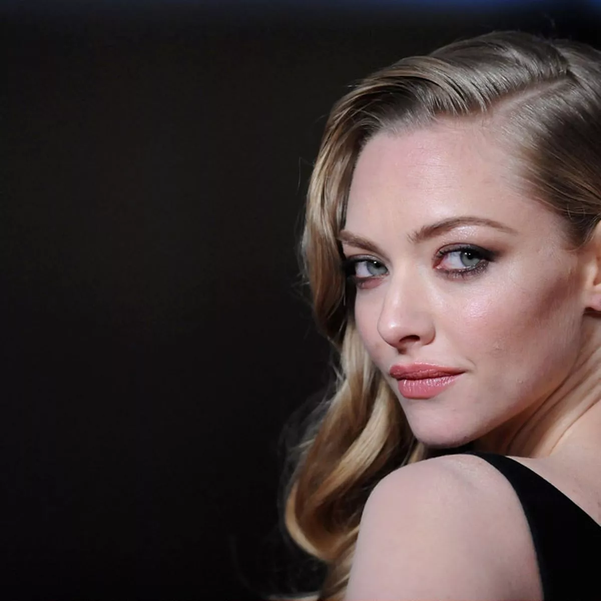 bradley nuttall recommends Amanda Seyfried Sextape