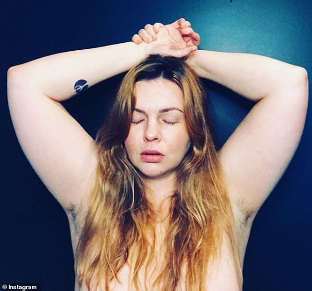 anto man share amber tamblyn naked photos