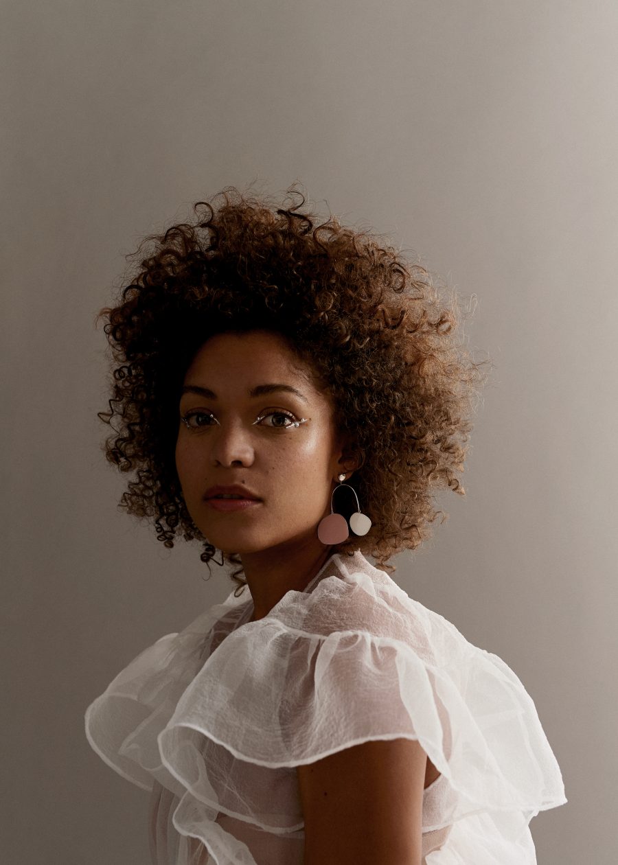 aliesha bell share antonia thomas naked photos