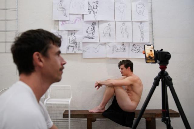 angela arehart recommends art class nude male model pic