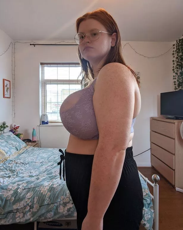 debra milner recommends chubby tits bouncing pic