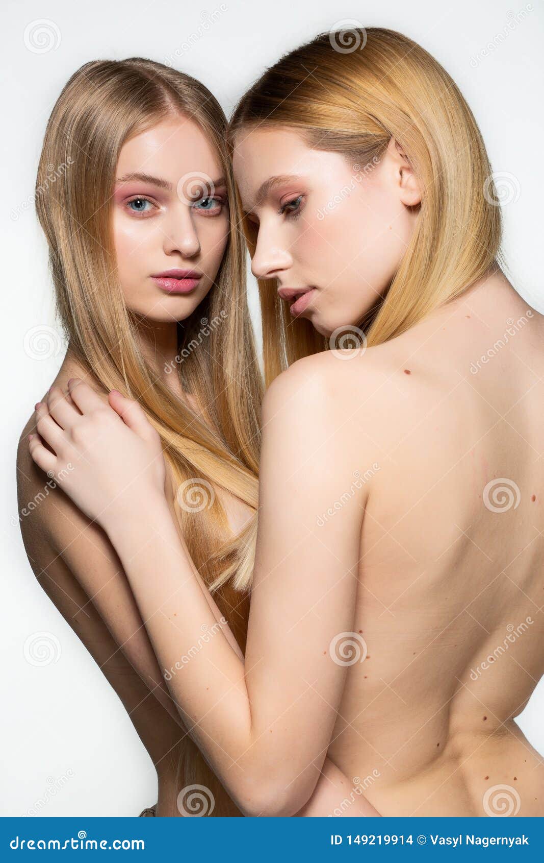 Beautiful Naked Lesbians and bdsm