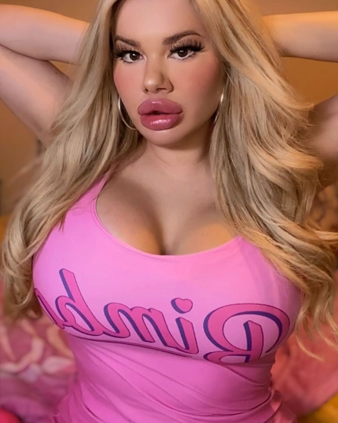 Bimbo Barbie Pornstar boob sites