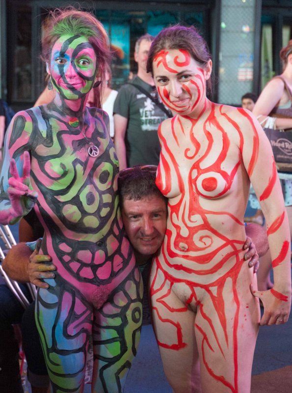 chloe rickards recommends body painting erotica pic