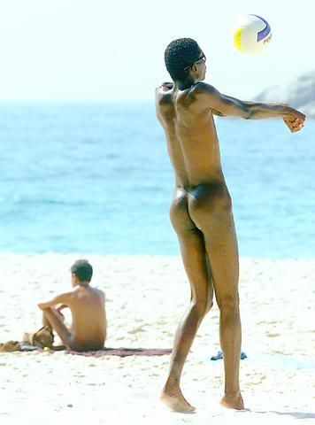 david theel recommends Brazil Beach Nudes