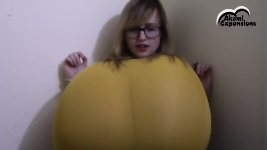 big boobs blonde webcam