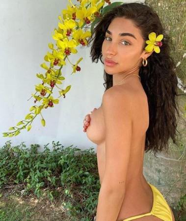 bruce buckmaster recommends chantel jeffries nudes pic