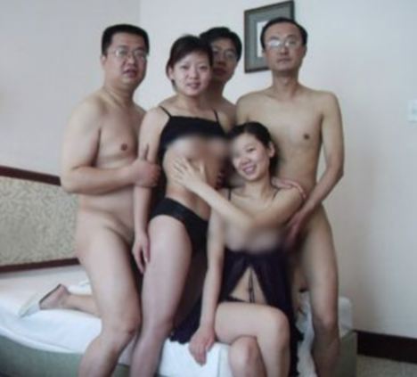 chinese family nude