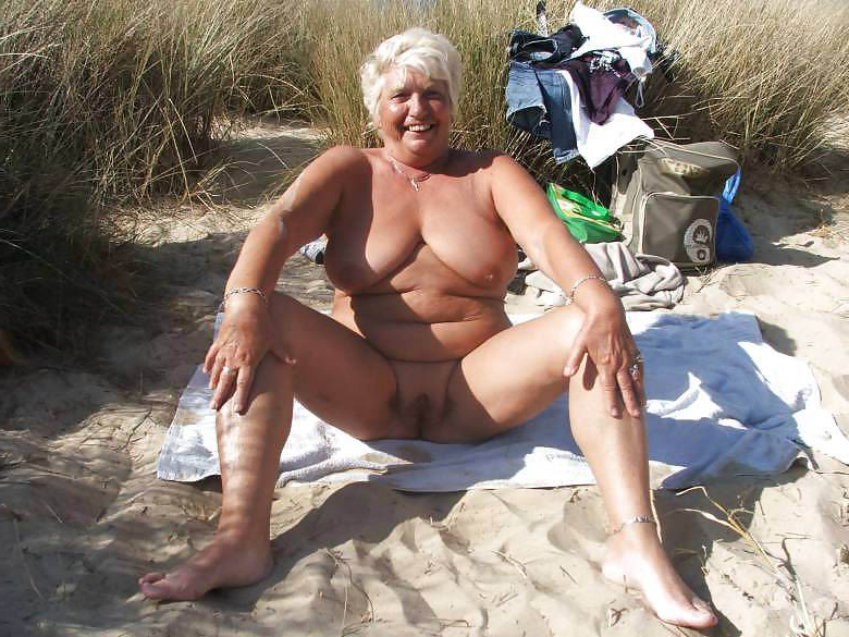 ahmed roma recommends naked curvy grannies pic