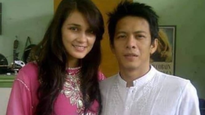 adriano ortiz recommends luna maya aril pic