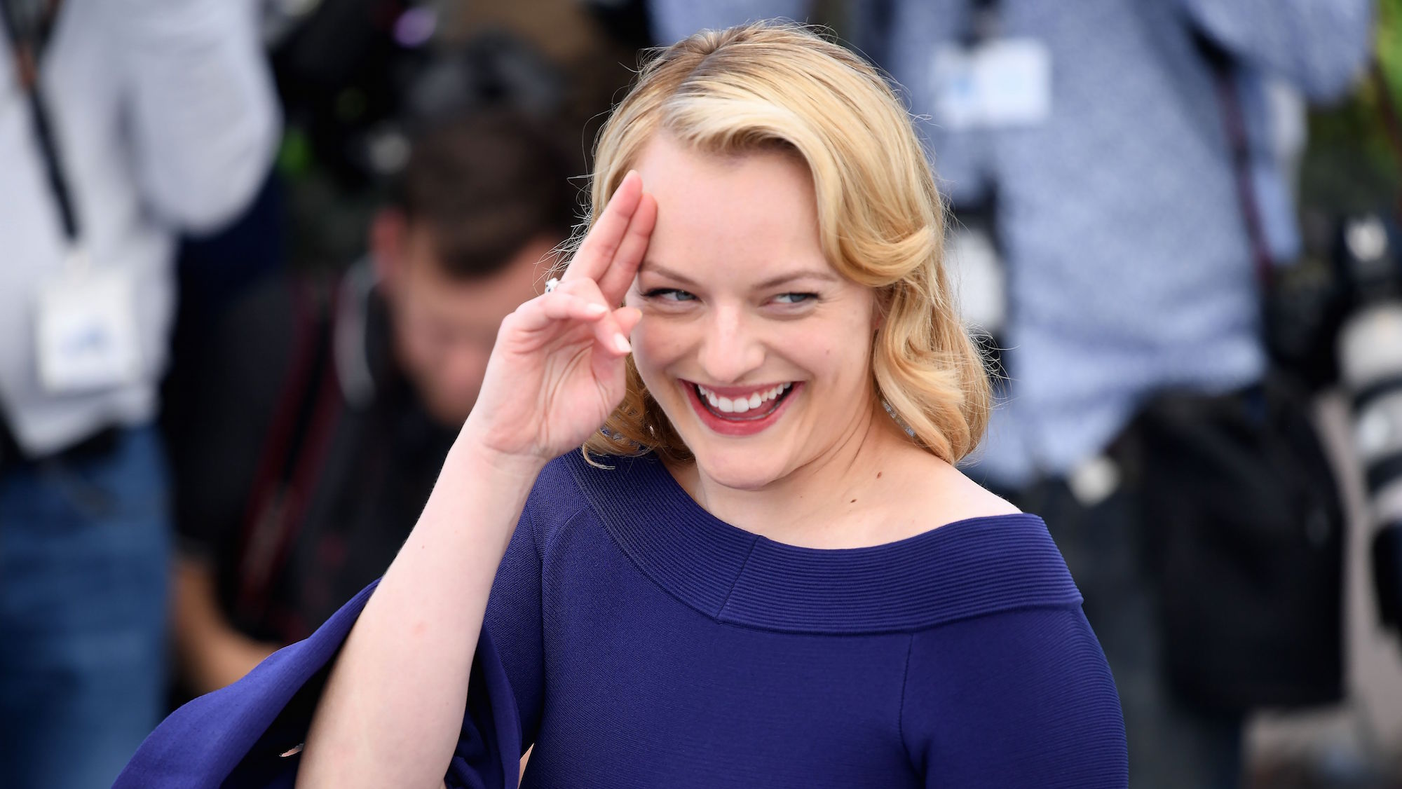 ajinkya kerkar recommends Elizabeth Moss Nude