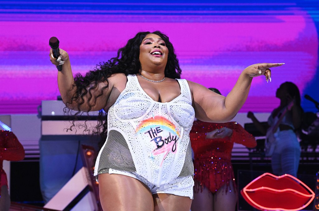 dorcas taylor recommends chubby latina solo pic