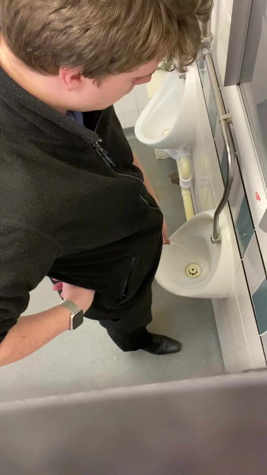 billy bischoff share spying at urinals photos