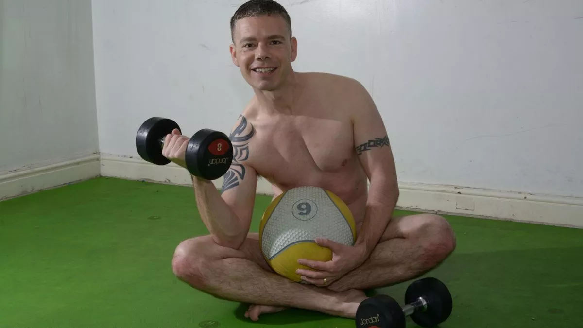 brian sedivy add naked gym exercise photo