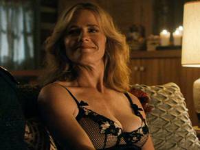 elisabeth shue boobs