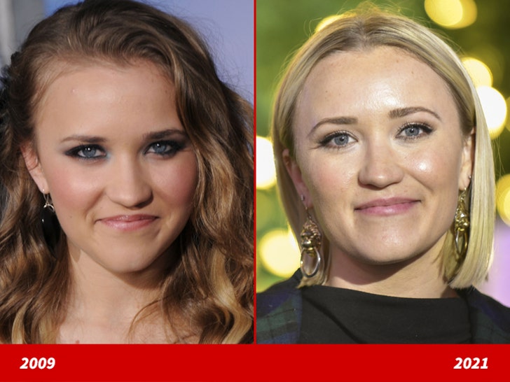 april cullen recommends Emily Osment Pron