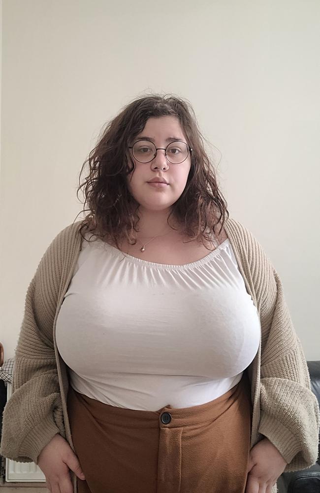 cinthia carolina add enormous old tits photo