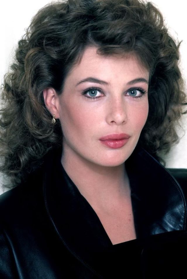 alexis yabut recommends kelly lebrock sexy pic