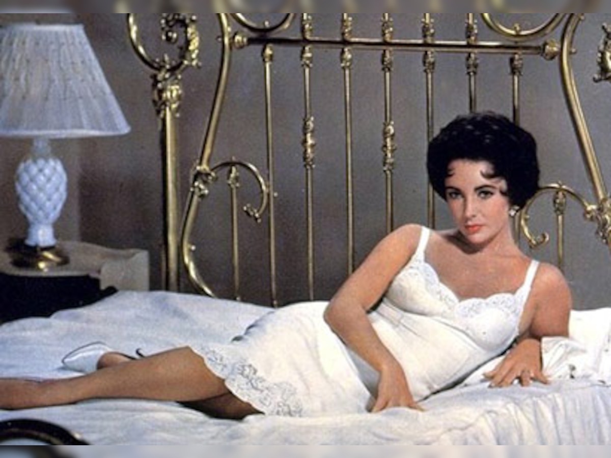 amelia novianti recommends Nude Pics Of Elizabeth Taylor