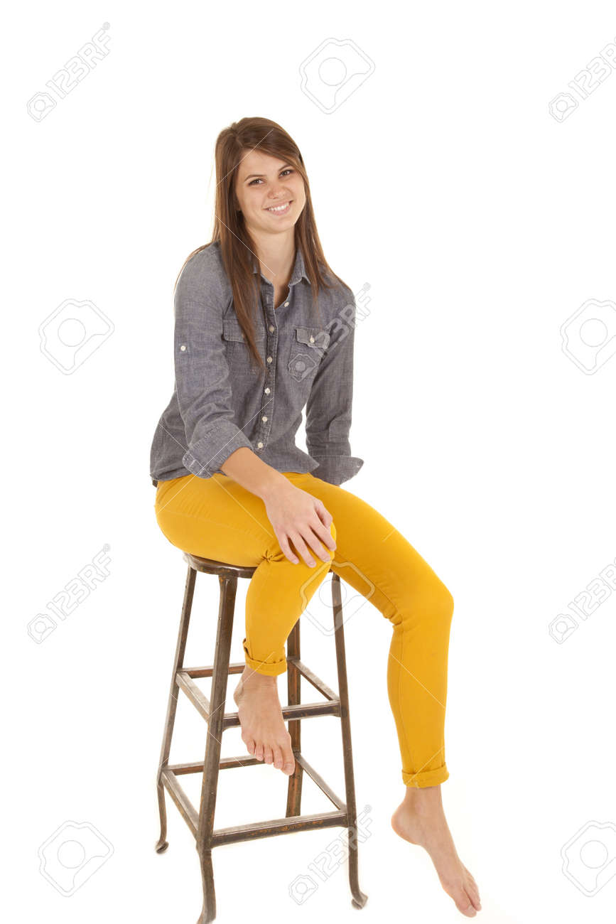 alexandra maldonado add photo face sitting in pants