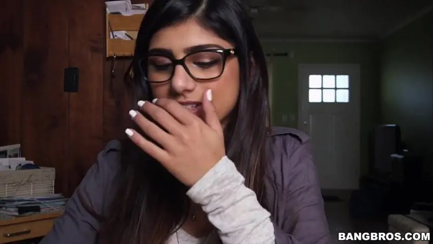 angel toro recommends horny mia khalifa pic