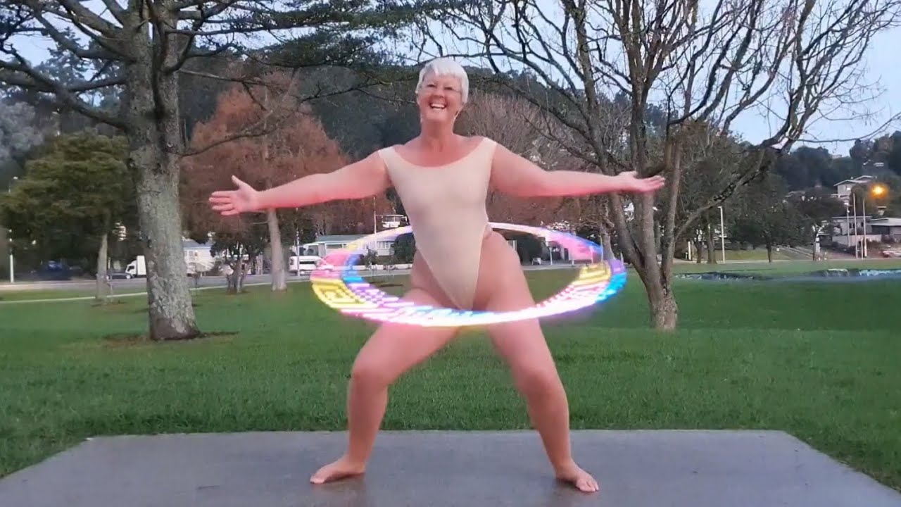 clair weaver add hula hooping naked photo