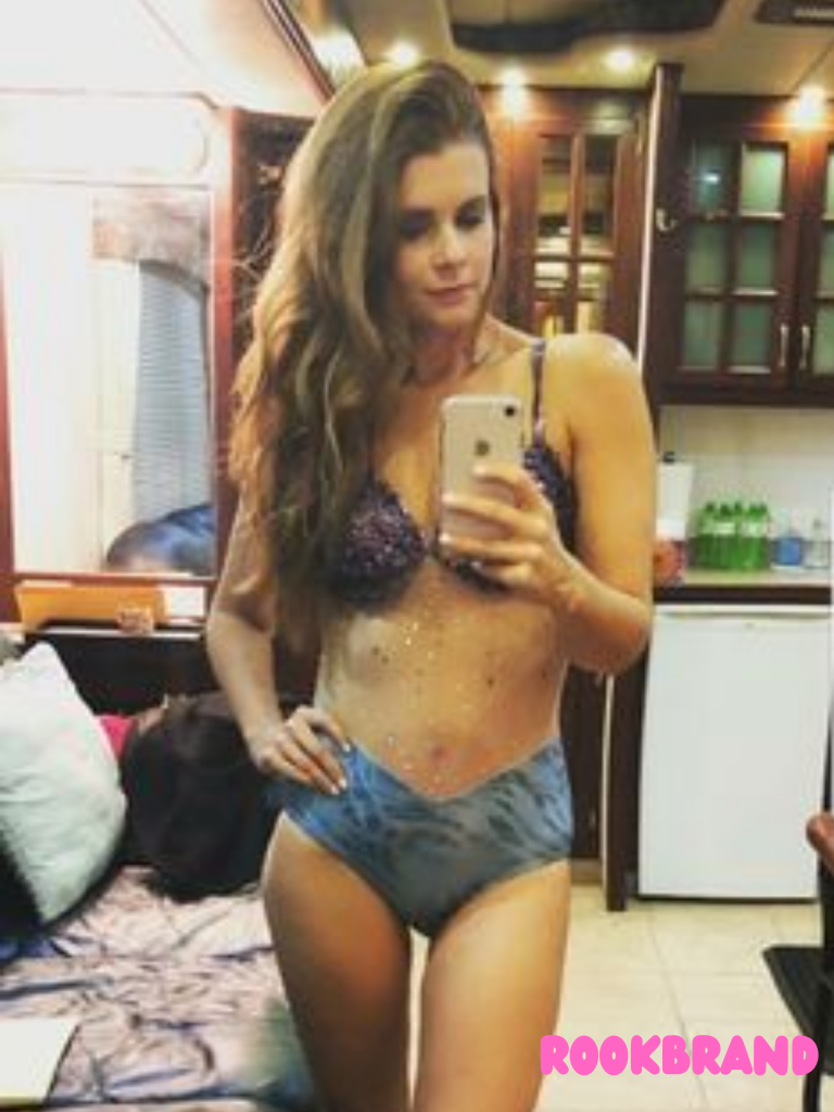 darcy hubbard recommends Joanna Garcia Bikini