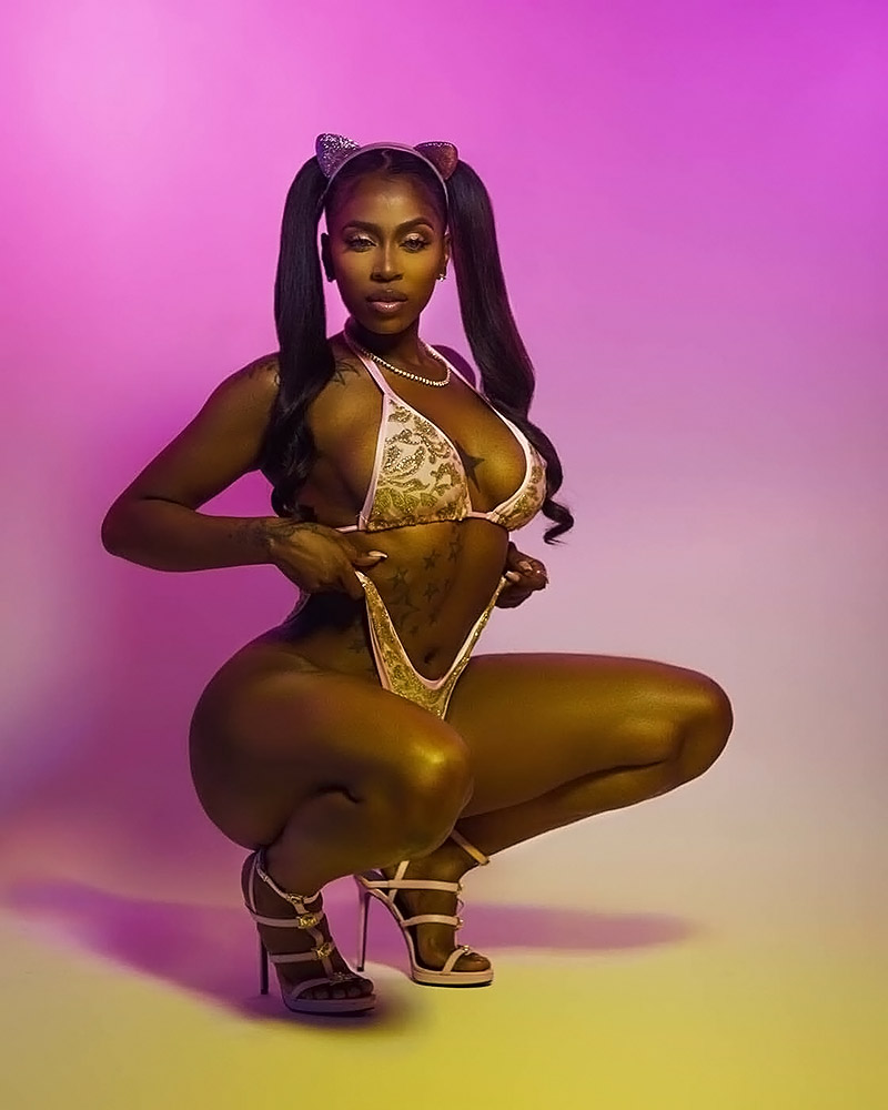 angel fern share kash doll tits photos