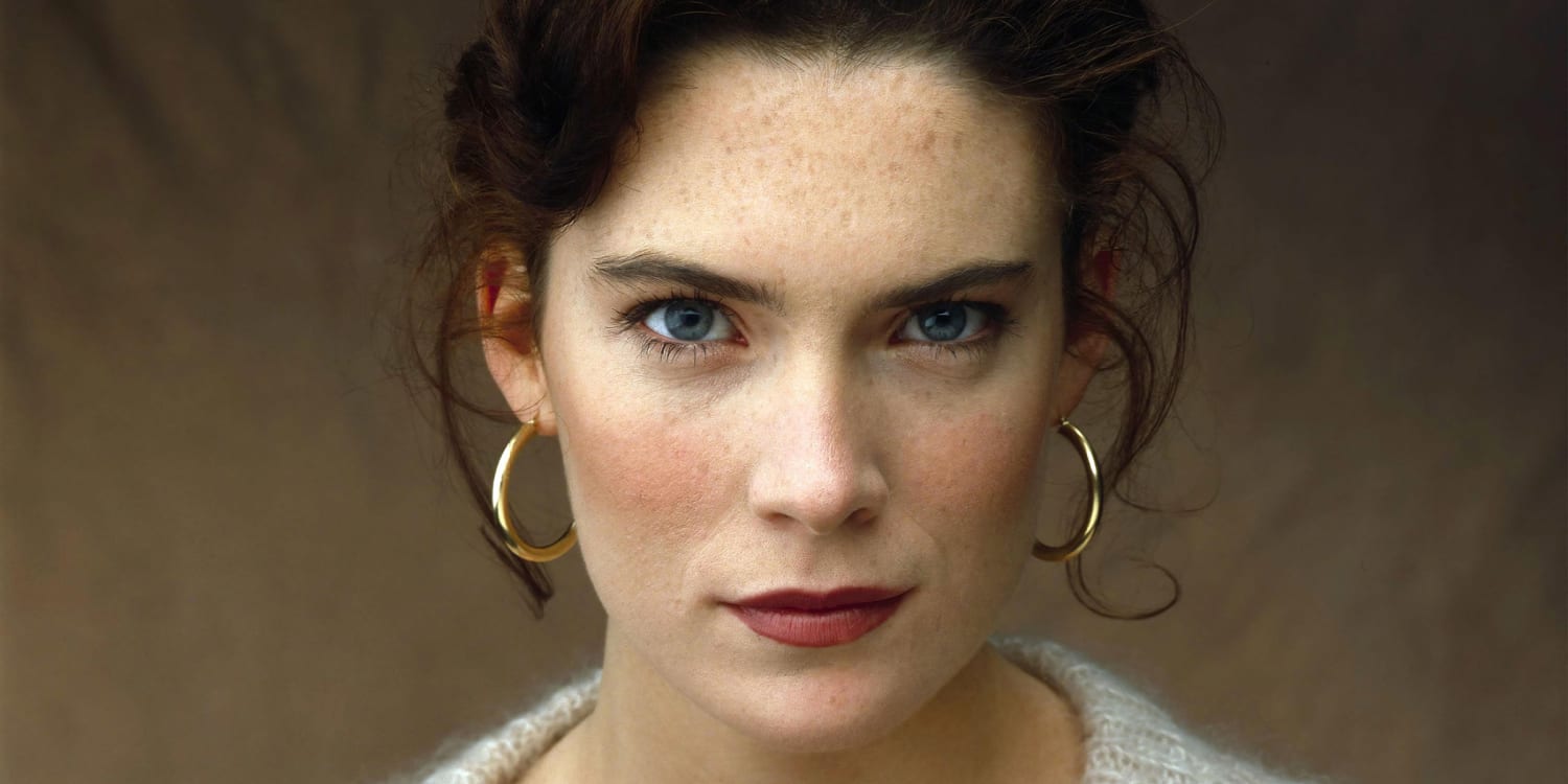 Lara Flynn Boyle Sexy sex oriented