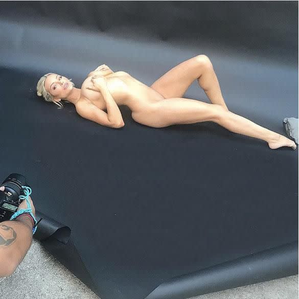 daniel j carpenter recommends lindsey pelas leaked nude pic