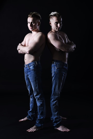 allan downes recommends Male Naked Twins