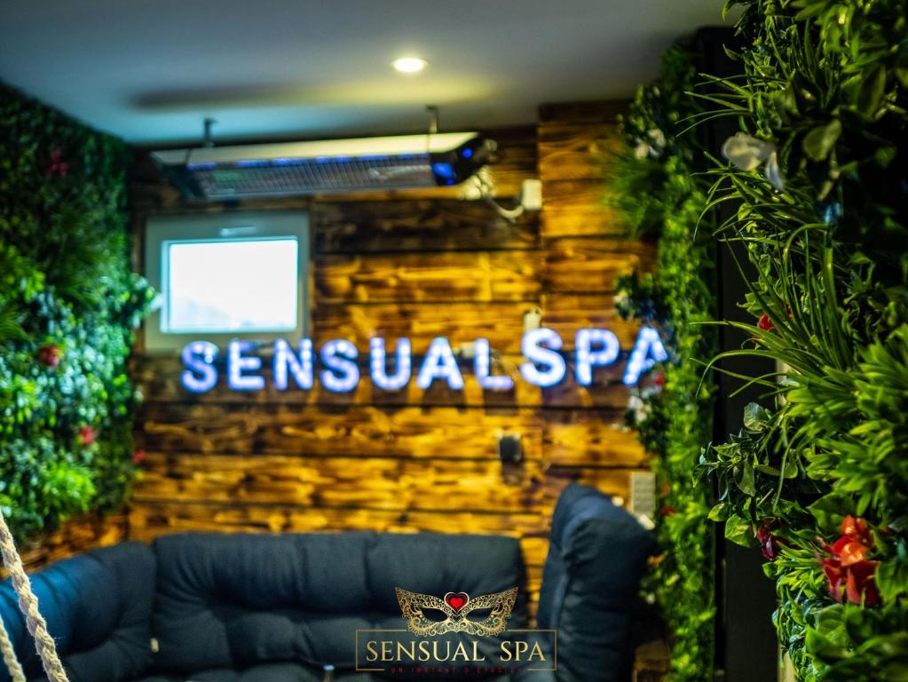 Best of Massage rooms sensual