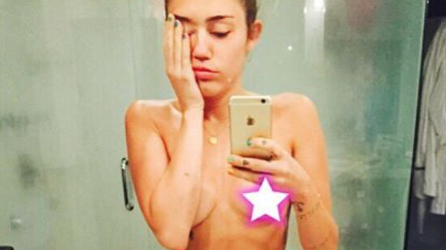 Miley Cyrus Nude On Stage no hero