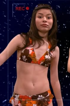 miranda cosgrove nude photos