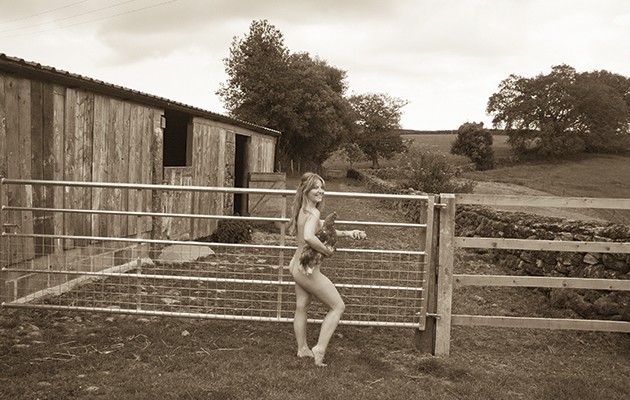 andrea nemethova add photo naked on the farm