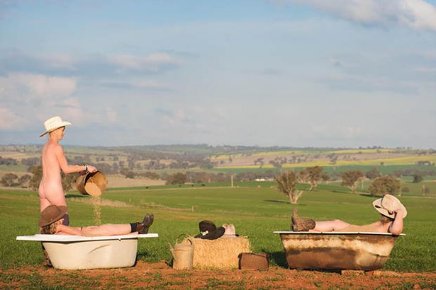 alaa al sous add naked on the farm photo