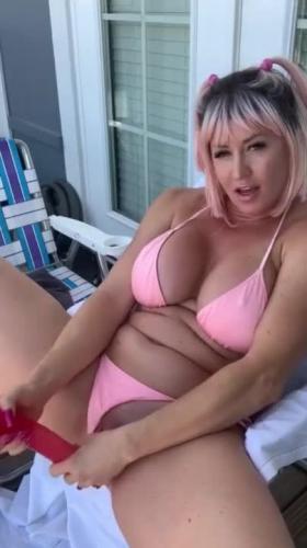 caitlin mahan add naomi mom pov photo