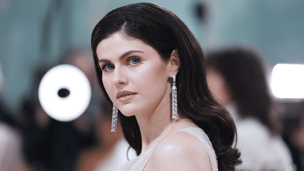 david gauldie recommends Nude Alexandra Daddario