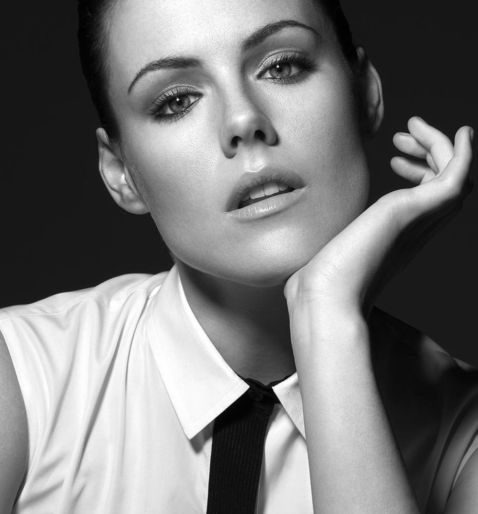 coley moore recommends Nude Kathleen Robertson