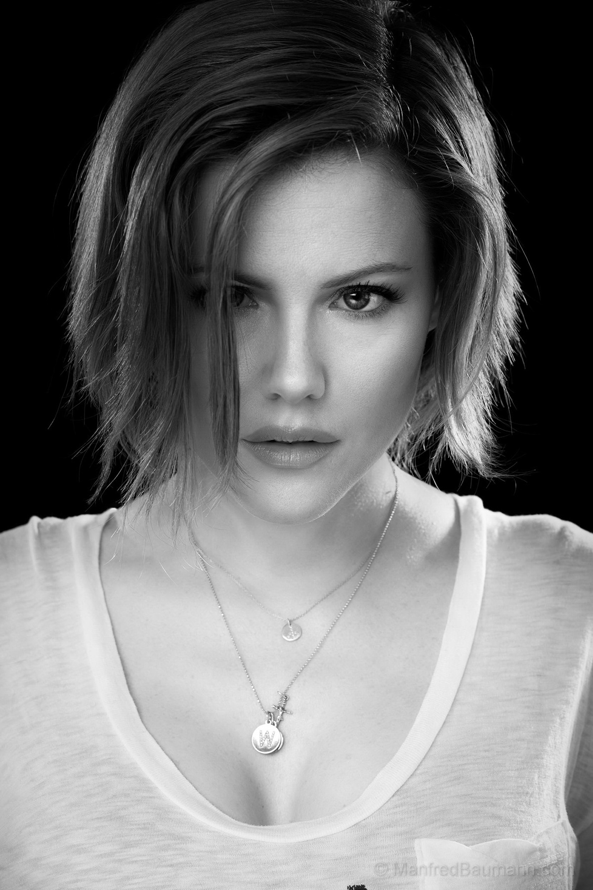 becky looper recommends Nude Kathleen Robertson