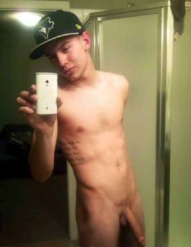 Nude Male Twinks escondido ca