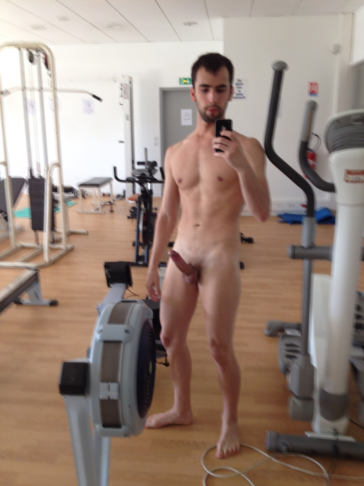 angeline foo recommends Nude Men In The Gym