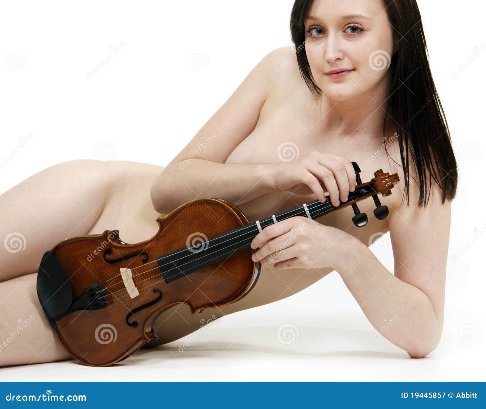 deejay hani recommends nude violin player pic