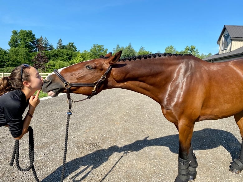 andrew weinberger recommends sabrina smith riding pic