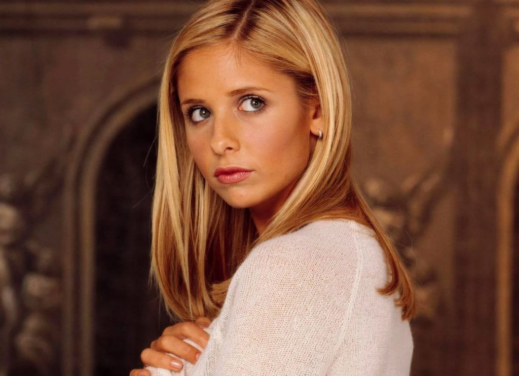 charles fenske recommends sarah gellar nude pic