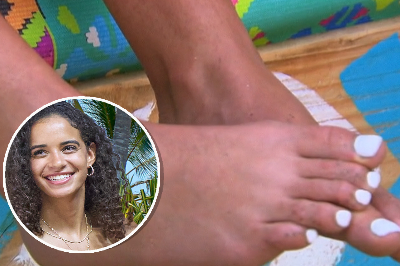 derwin bowens recommends sexy lesbian toe sucking pic