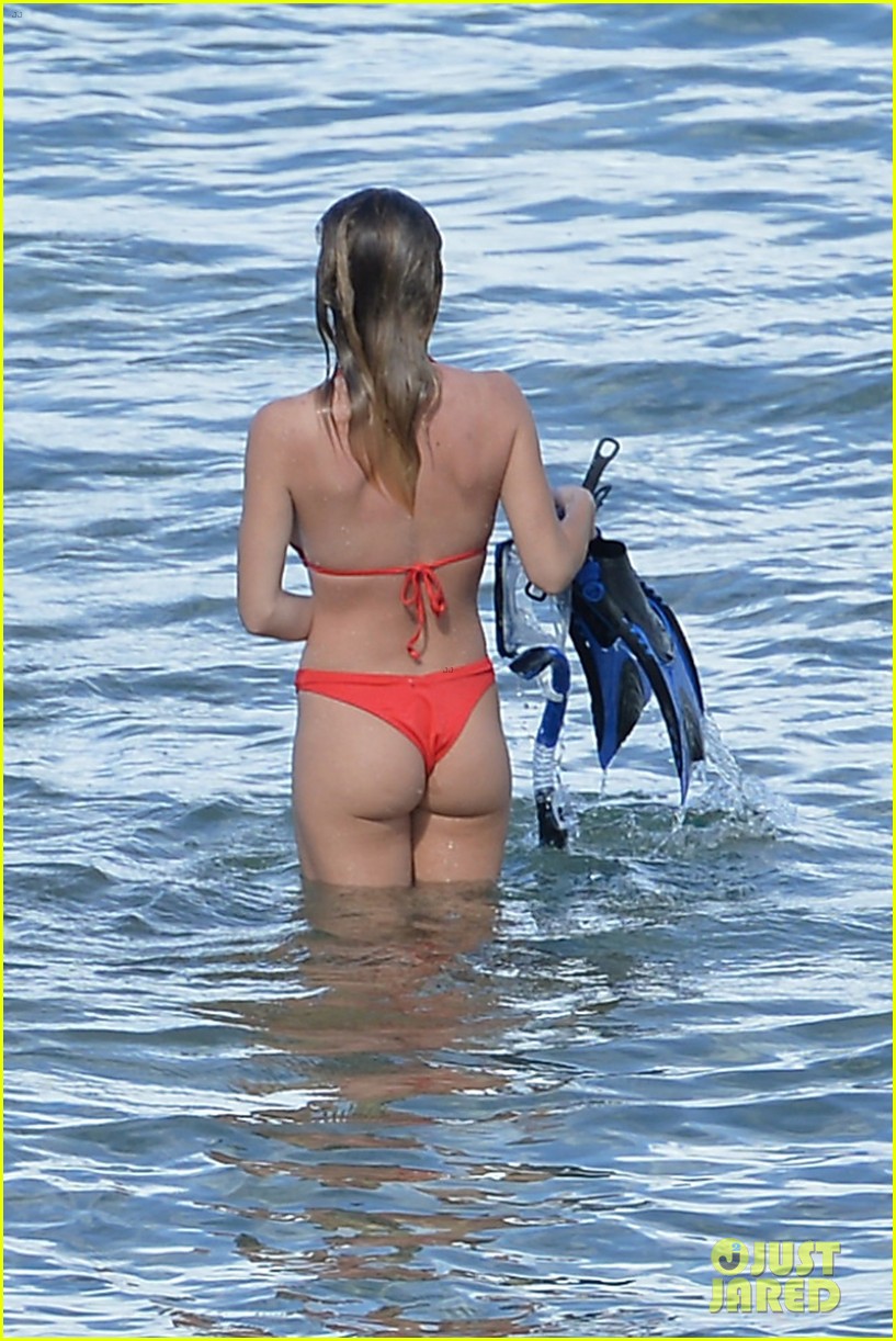 ahtasham ali recommends Sydney Sweeney Thong